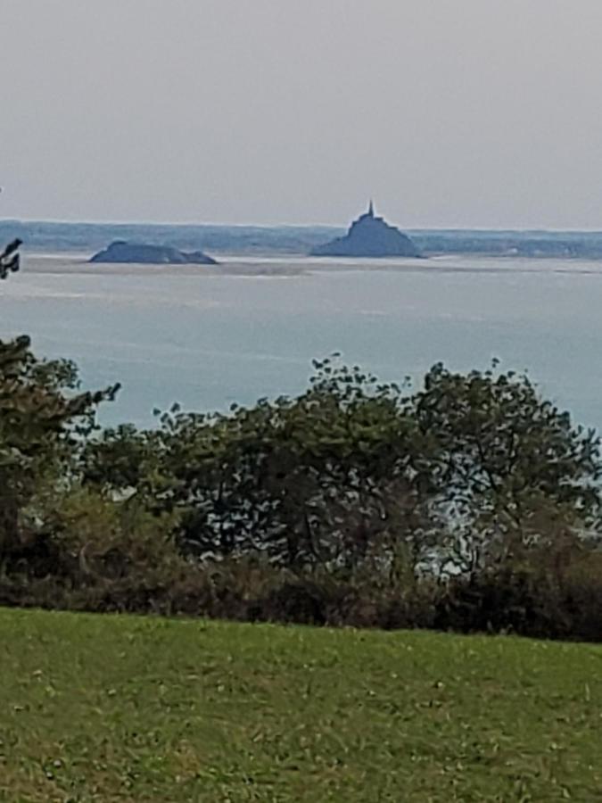 Chez Jollyjune, A Moins D'Une Heure Du Mont Saint Michel Champeaux Exterior photo